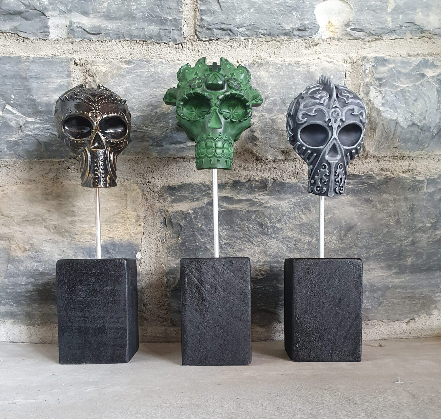 Ani, Monte, Galadius skulls